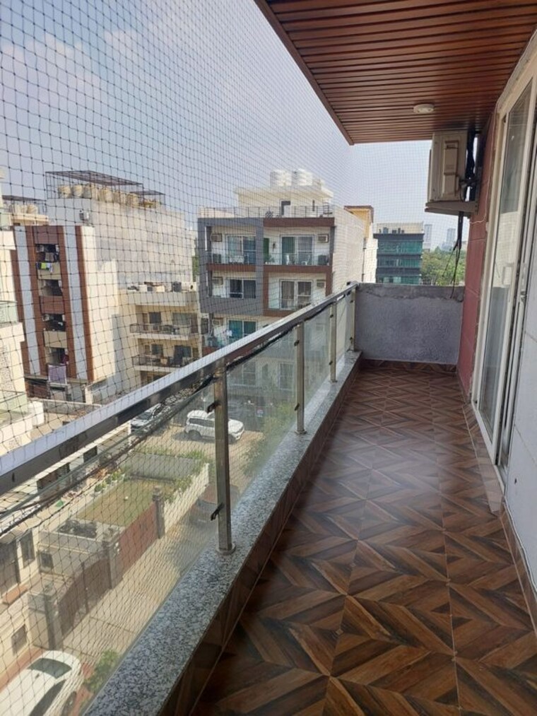 Balcony, sector 57 3 Bedroom 1500 Sq.Ft. Builder Floor In Sector 57 Gurgaon 10541350