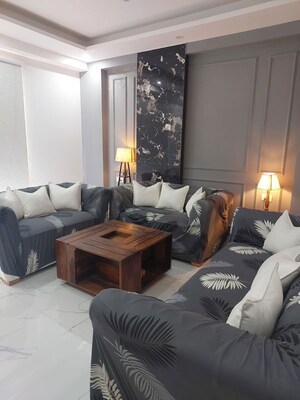Living Room in 3 BHK Builder Floor at Sector 57 – for Sale