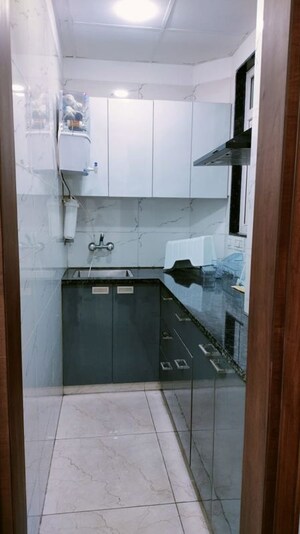 Kitchen in 1 BHK Builder Floor at Sector 51 – for Rent