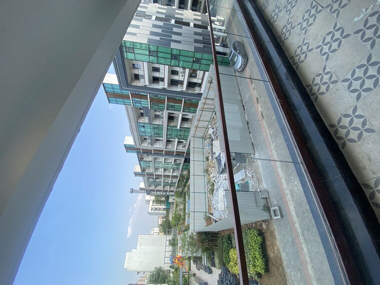Balcony, signature-global-prime 2 Bedroom 800 Sq.Ft. Apartment In Sector 63a Gurgaon 10541449