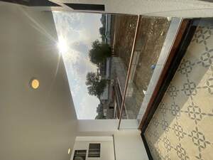 Furnished Amenities in 2 BHK Apartment at Signature Global Prime, Sector 63a – for Rent
