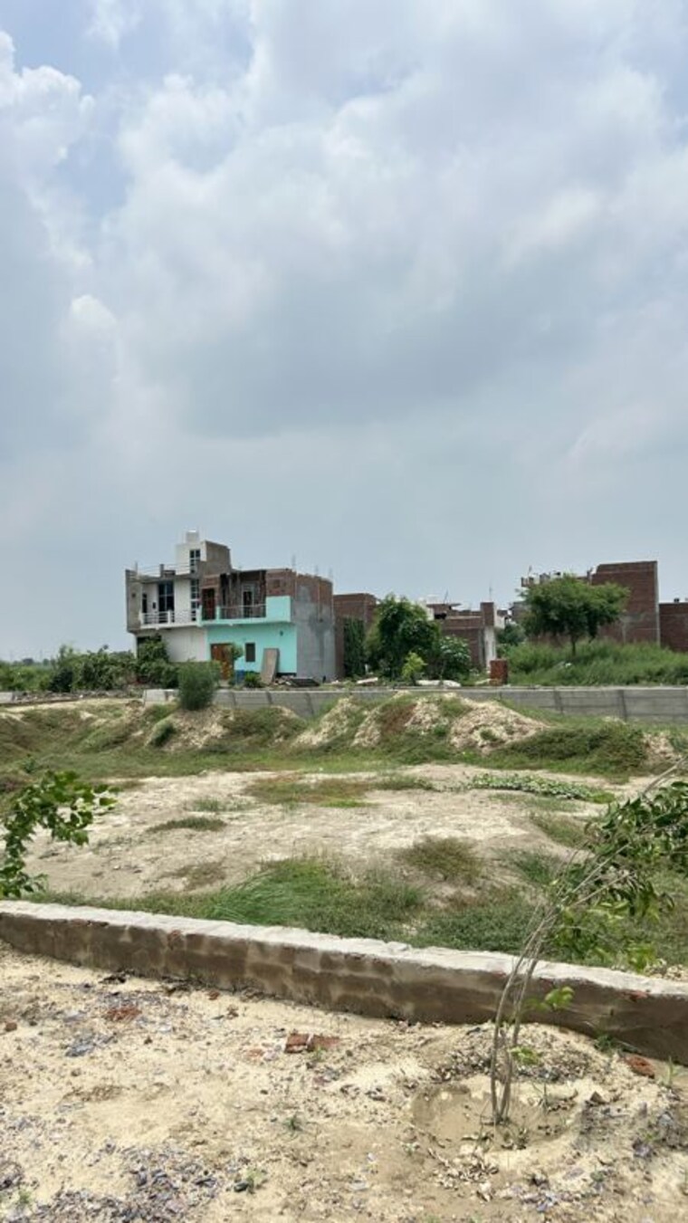 Exterior View, dadri  60 Sq.Yd. Plot In Dadri Greater Noida 10541431