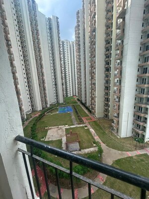 Master Plan in 3 BHK Apartment at Amrapali Ivory Heights, Amrapali Dream Valley – for Rent