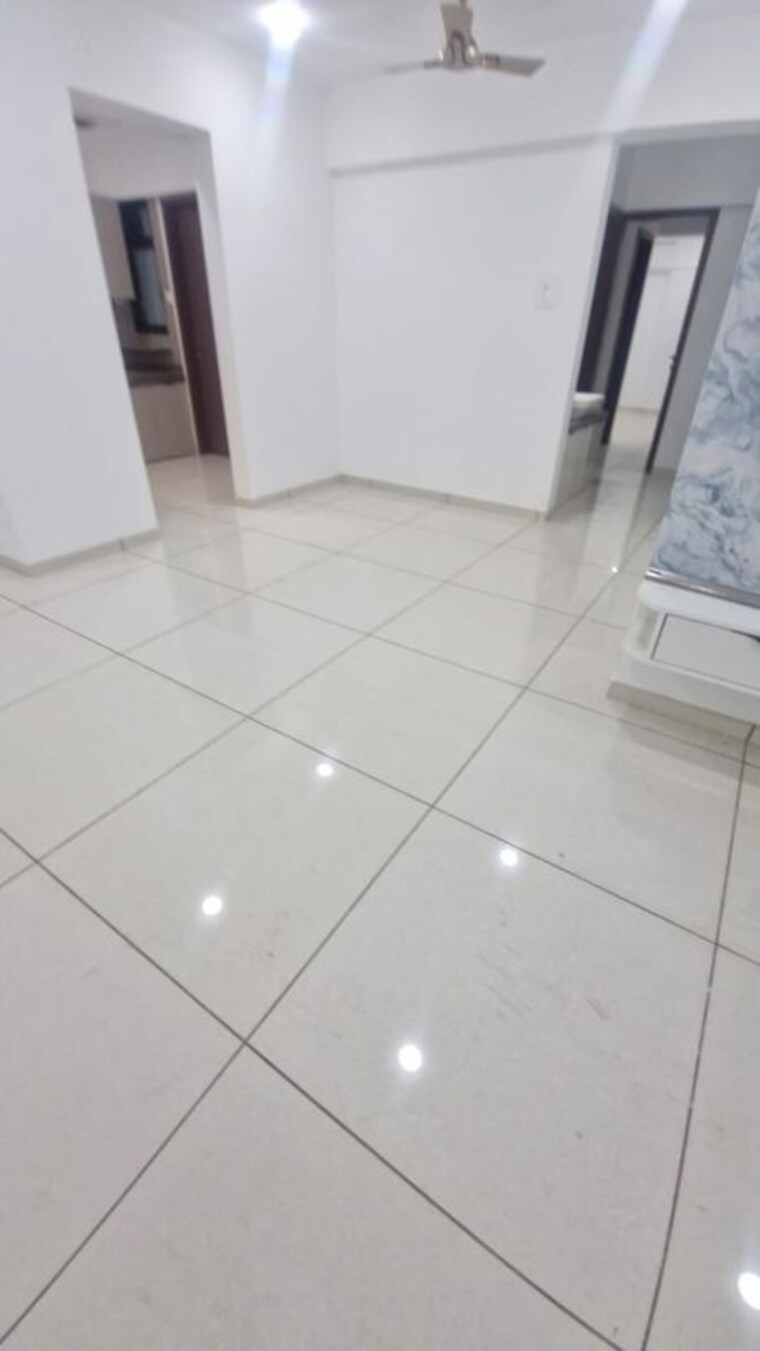 Bathroom, pawar-riseonic 2 Bedroom 800 Sq.Ft. Apartment In Mundhwa Pune 10541474