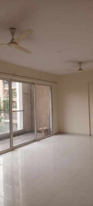 2 BHK Apartment For Sale in Pawar Riseonic, Mundhwa