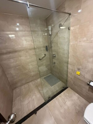 Bathroom in 1 BHK Builder Floor at Sector 45 – for Rent