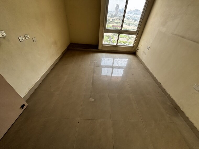 Room, upavp-ganga-yamuna-and-hindon-enclave 2.5 Bedroom 1295 Sq.Ft. Apartment In Pratap Vihar Ghaziabad 10541439