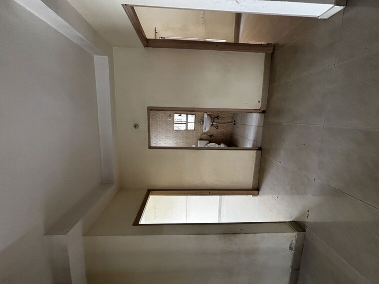 Kitchen, upavp-ganga-yamuna-and-hindon-enclave 2.5 Bedroom 1295 Sq.Ft. Apartment In Pratap Vihar Ghaziabad 10541439