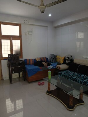 Living Room in 1 BHK Builder Floor at Sector 23 – for Rent
