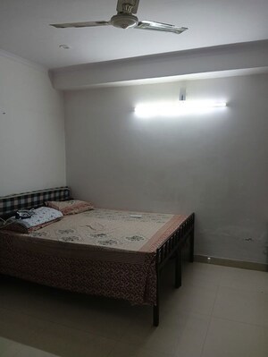 Bedroom in 1 BHK Builder Floor at Sector 23 – for Rent