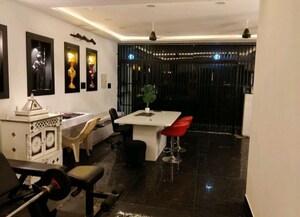 Team Area in 4 BHK Apartment at Supertech Czar Suites, Omicron I Greater Noida – for Rent