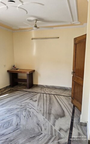 Bedroom in 2 BHK Builder Floor at Sector 46 – for Rent