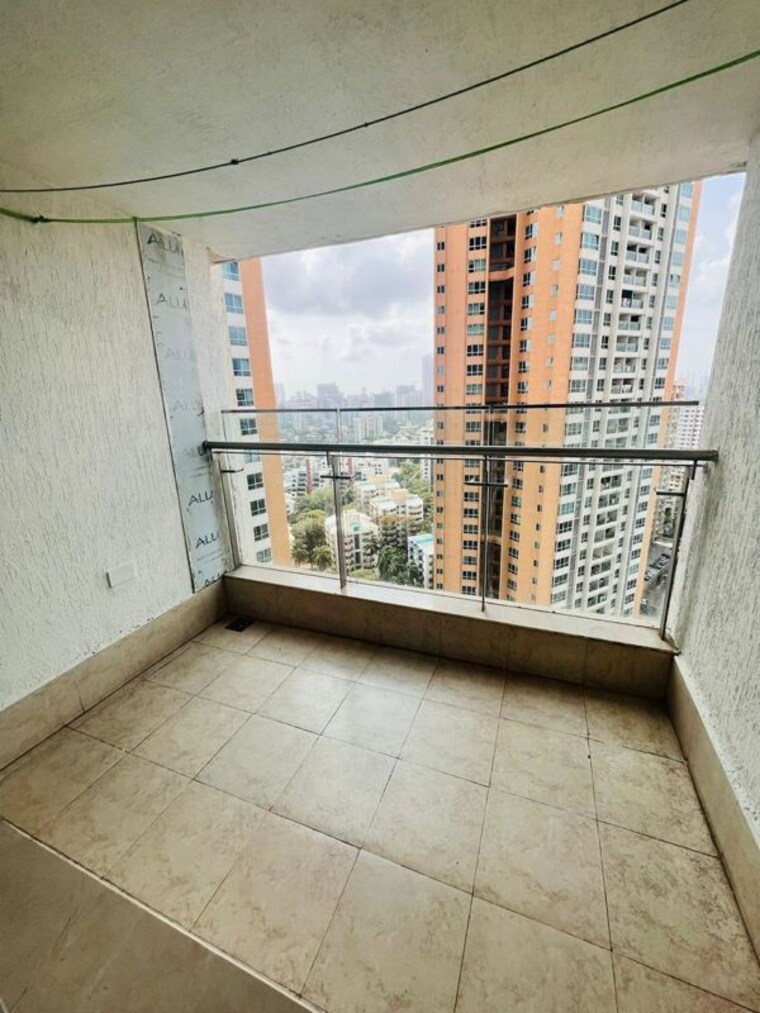 Room, db-woods 2.5 Bedroom 1084 Sq.Ft. Apartment In Goregaon East Mumbai 10541517