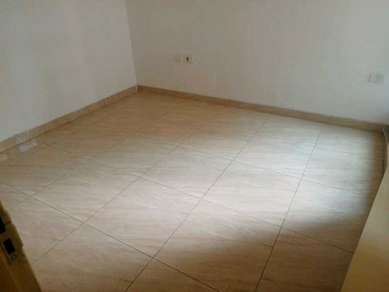 Room, gaur-city-2-14th-avenue 2 Bedroom 985 Sq.Ft. Apartment In Sector 16c Greater Noida Greater Noida 10541531