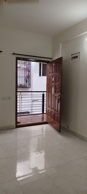 2 BHK Apartment For Rent in Halasuru