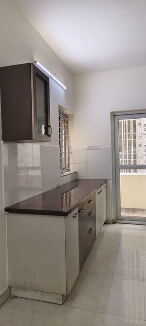 Kitchen in 2 BHK Apartment at Halasuru – for Rent