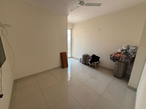 Room in 3 BHK Apartment at Pareena Coban Residences, Sector 99a – for Sale
