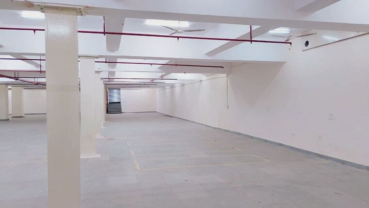 Floor Plan, sector 63 Commercial Office Space 16500 Sq.Ft. In Sector 63 Noida 10541556
