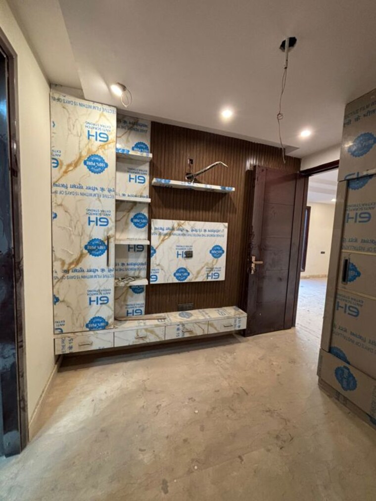 Kitchen, rohini sector 15 5 Bedroom 1200 Sq.Ft. Builder Floor In Rohini Sector 15 Delhi 10541568