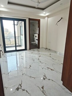 2 BHK + Prayer Room,Servant Room,Study Room,Extra Room,Store Room Independent House For Rent in Sector 5
