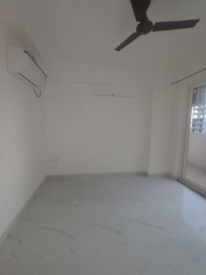 Room in 2 BHK Independent House at Sector 5 – for Rent
