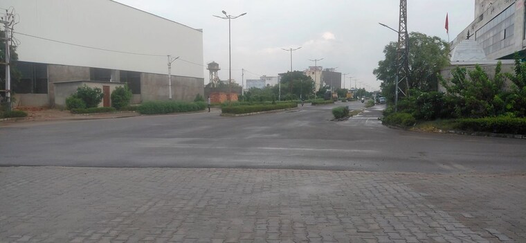  Parking, sitapura Commercial Warehouse 5000 Sq.Ft. In Sitapura Jaipur 10541635