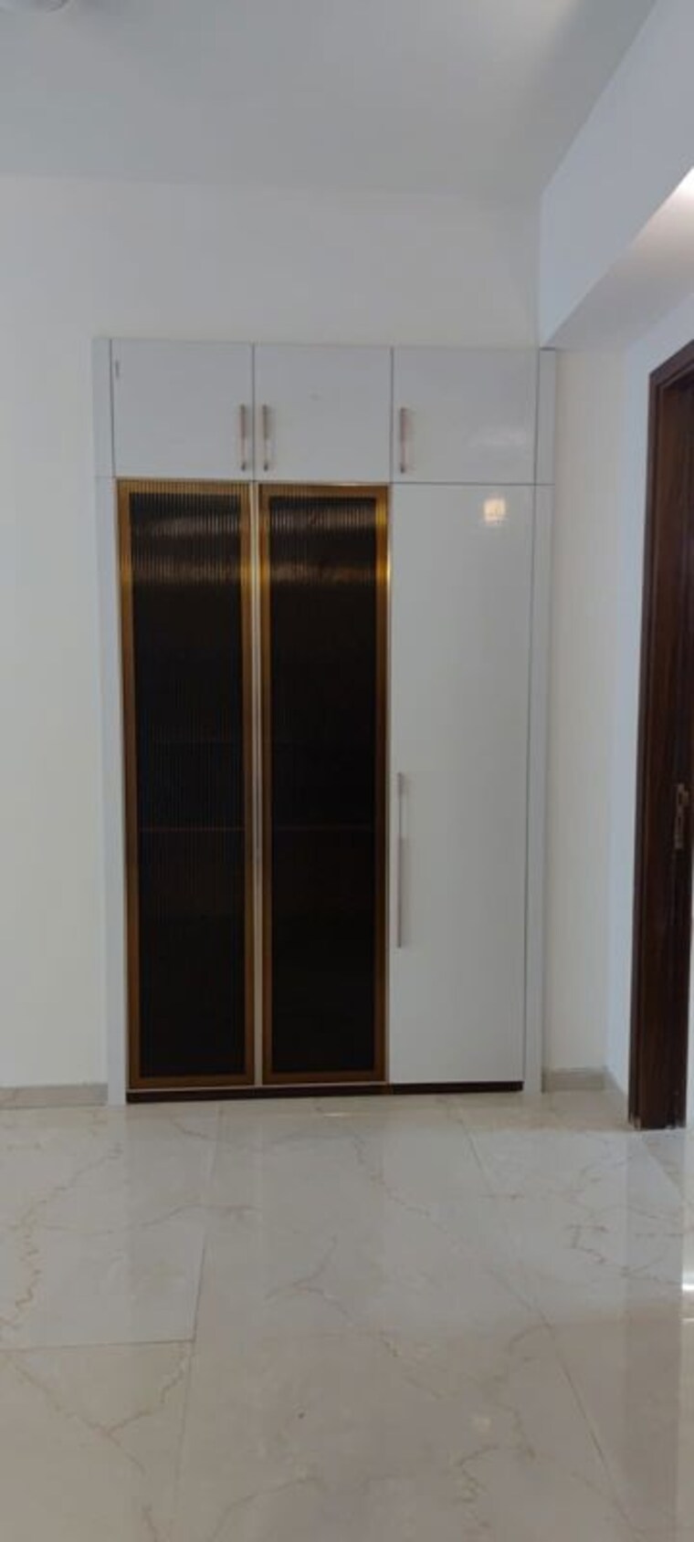 Room, smart-world-orchard 2.5 Bedroom 1100 Sq.Ft. Apartment In Sector 61 Gurgaon 10541639
