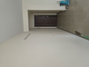 Room in 3 BHK Apartment at Strategic Royal Court, Sector 16 Greater Noida – for Rent
