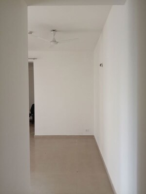 Room in 3 BHK Apartment at Mahagun My Woods, Sector 16c Greater Noida – for Rent