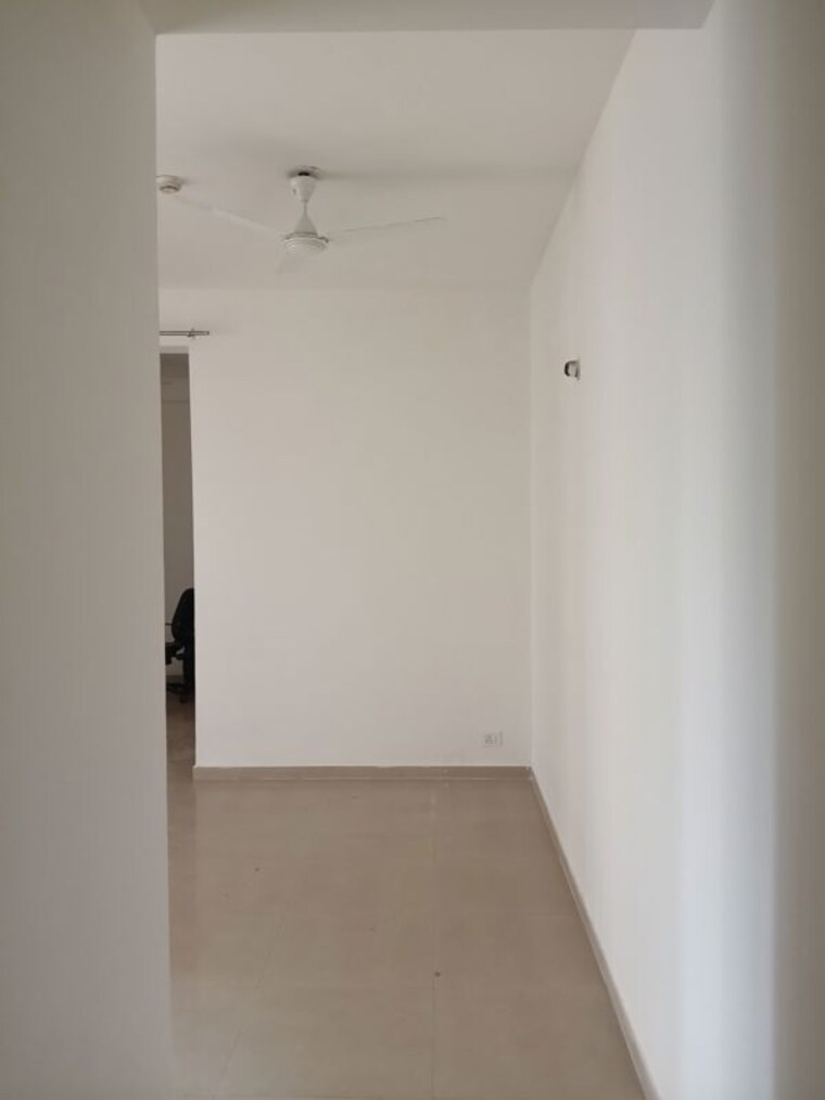 Room, mahagun-my-woods 3 Bedroom 1520 Sq.Ft. Apartment In Sector 16c Greater Noida Greater Noida 10541712