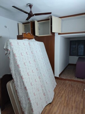 Bedroom in 2 BHK Apartment at Maj Udai Apartment, Sector 29 – for Rent