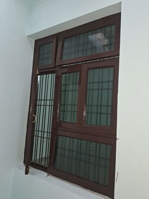  2 BHK Independent House at Jankipuram Extension – for Rent