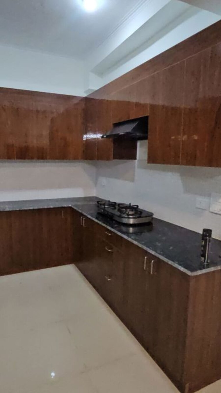 Kitchen, amrapali-verona-heights 3 Bedroom 1655 Sq.Ft. Apartment In Tech Zone 4 Greater Noida Greater Noida 10541731