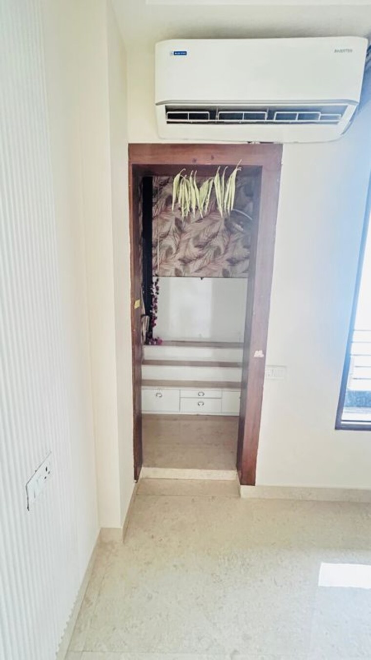 Room, kohli-one-malibu-town-plot 2 Bedroom 150 Sq.Ft. Builder Floor In Sector 47 Gurgaon 10541714