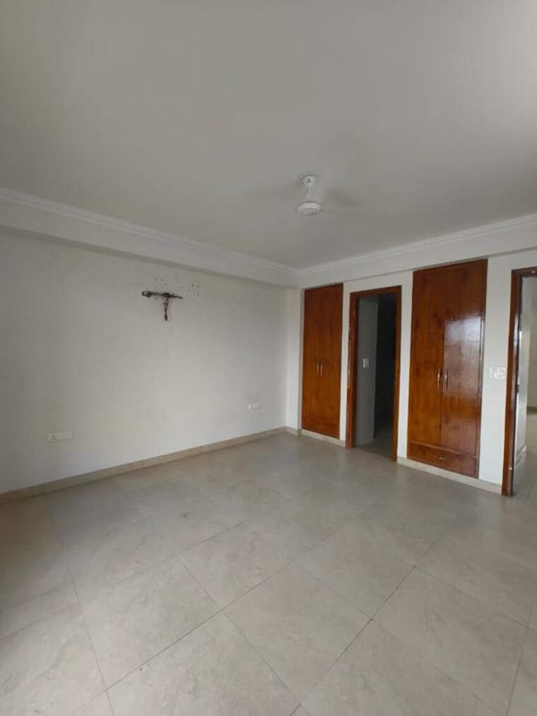 Room, sector 23a 3 Bedroom 1800 Sq.Ft. Builder Floor In Sector 23a Gurgaon 10541755