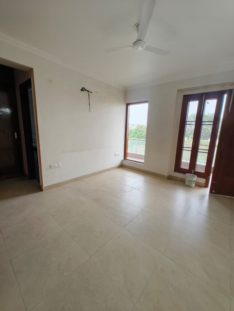 Room, sector 23a 3 Bedroom 1800 Sq.Ft. Builder Floor In Sector 23a Gurgaon 10541755