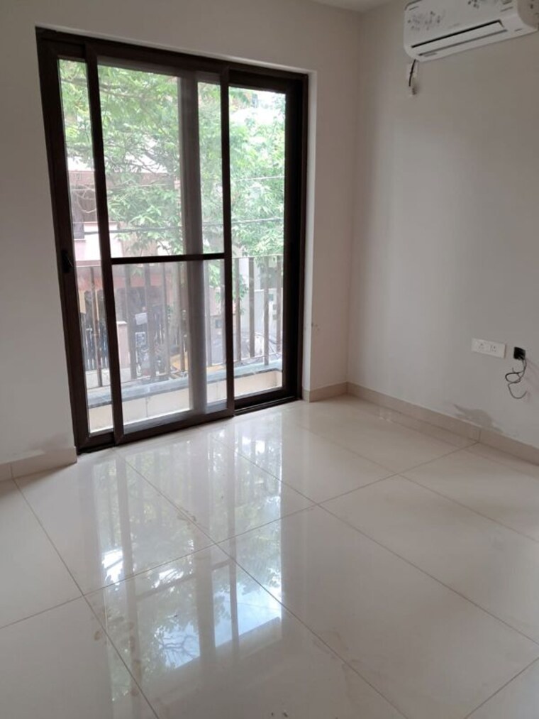 Room, indiranagar 3 Bedroom 2000 Sq.Ft. Builder Floor In Indiranagar Bangalore 10541754