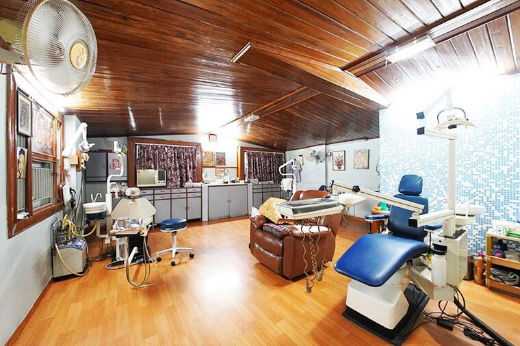 Other, navrangpura Commercial Office Space 700 Sq.Ft. In Navrangpura Ahmedabad 10541776