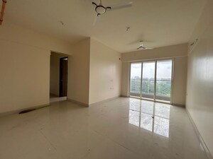 Room in 3 BHK Apartment at Sheth Avante, Kanjurmarg West – for Rent