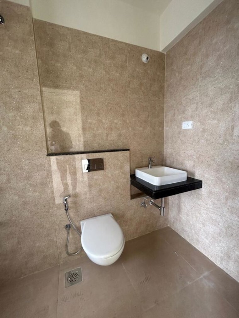 Bathroom, sheth-avante 3 Bedroom 890 Sq.Ft. Apartment In Kanjurmarg West Mumbai 10541759