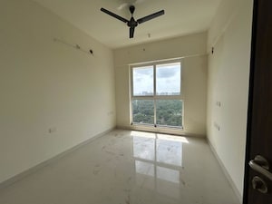 Room in 3 BHK Apartment at Sheth Avante, Kanjurmarg West – for Rent