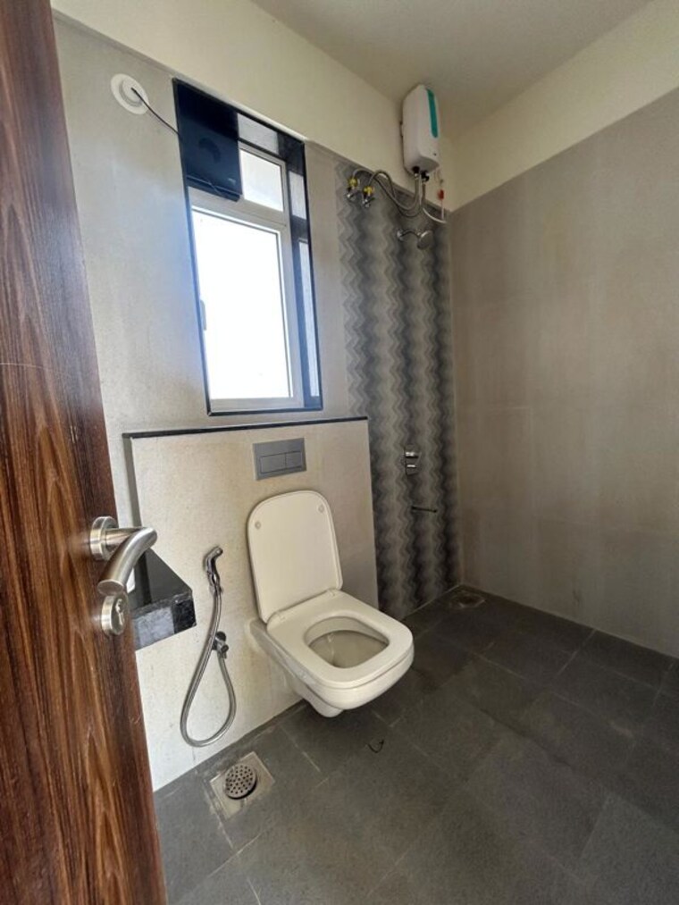 Bathroom, sheth-avante 3 Bedroom 890 Sq.Ft. Apartment In Kanjurmarg West Mumbai 10541759