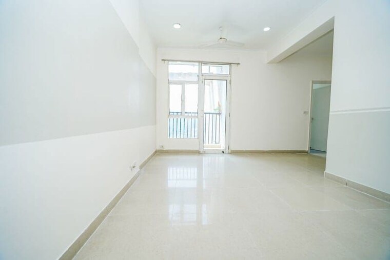 Room, gaur-city-5th-avenue 2.5 Bedroom 1175 Sq.Ft. Apartment In Sector 4 Greater Noida Greater Noida 10541816
