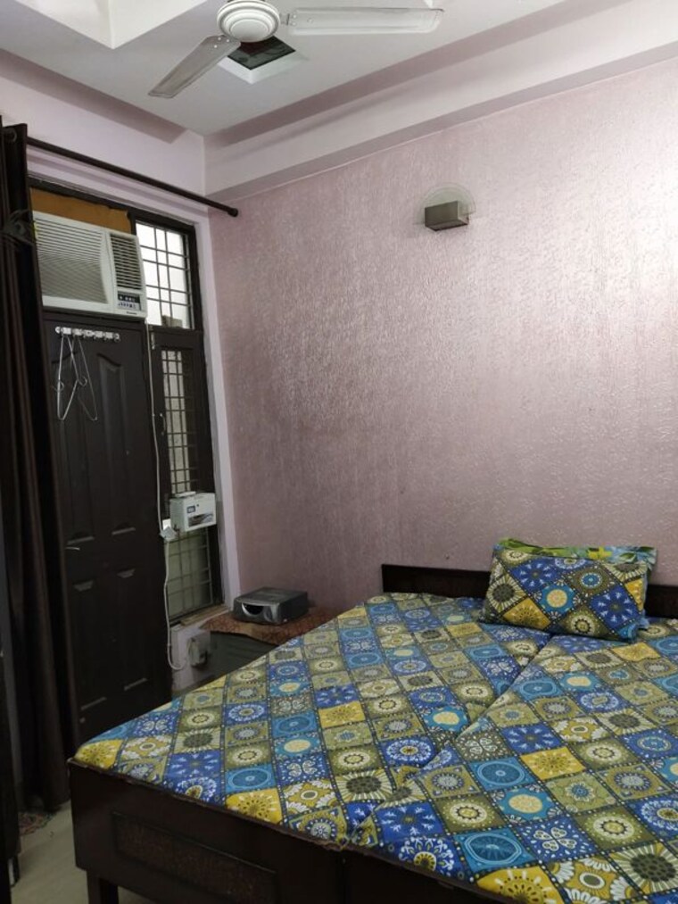 Bedroom, v3s-indralok 3 Bedroom 1550 Sq.Ft. Apartment In Indrapuram Ghaziabad 10541835