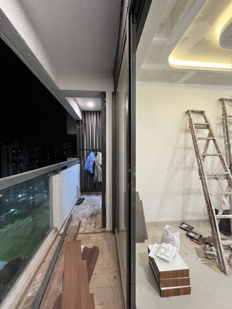 Balcony, damji-shamji-mahavir-spring-tulip-phase-1 1 Bedroom 575 Sq.Ft. Apartment In Pokhran Road No Two Thane 10541739