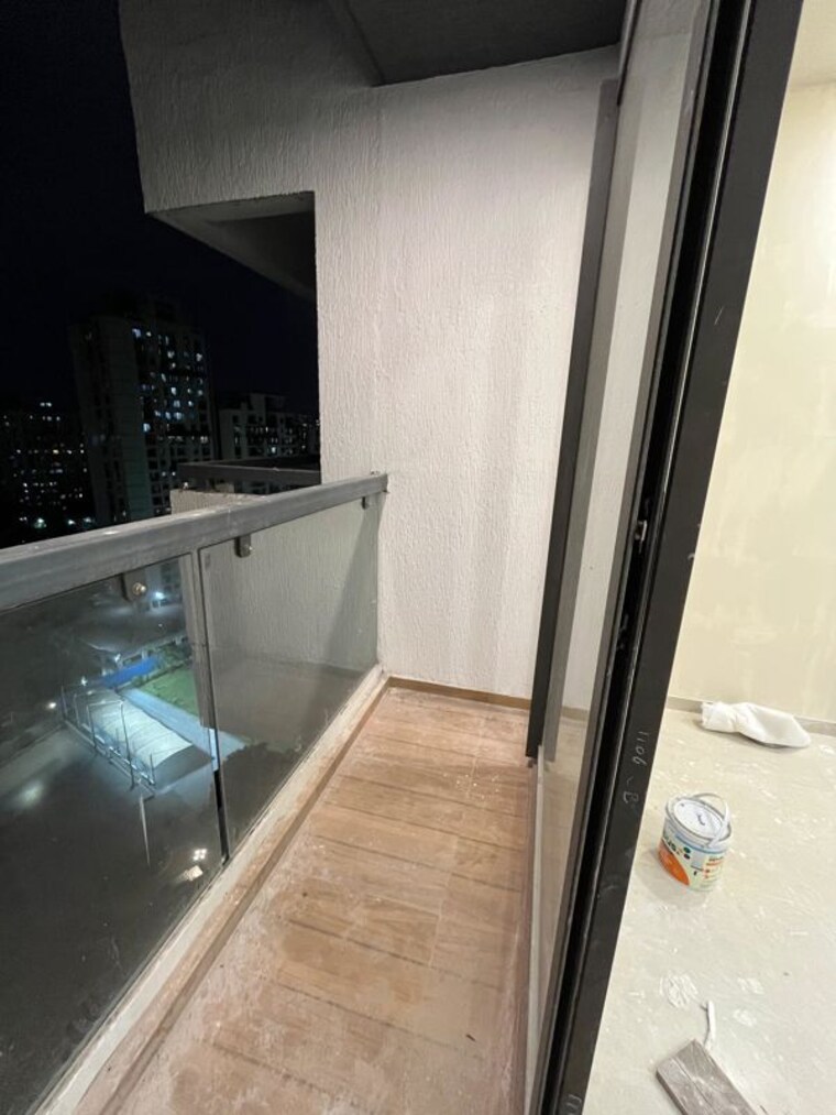 Balcony, damji-shamji-mahavir-spring-tulip-phase-1 1 Bedroom 575 Sq.Ft. Apartment In Pokhran Road No Two Thane 10541739