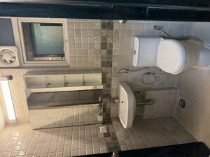 Bathroom in 2 BHK Builder Floor at Signature Signum 36, Sohna Sector 36 – for Rent