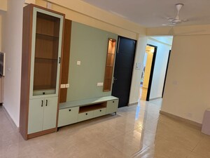 Room in 2 BHK Builder Floor at Signature Signum 36, Sohna Sector 36 – for Rent