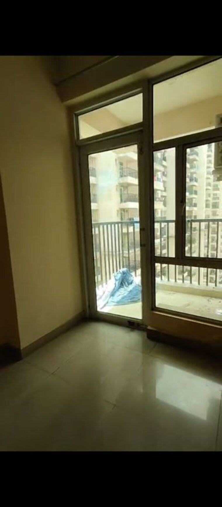 Room, gaur-city-2-11th-avenue  1205 Sq.Ft. Apartment In Sector 16c Greater Noida Greater Noida 10541869