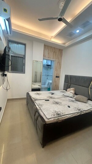 Bedroom in 2 BHK Builder Floor at Kanha Apartments Indirapuram, Shakti Khand 2 – for Rent